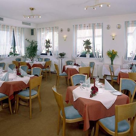 Hotel Ockenheim Buitenkant foto