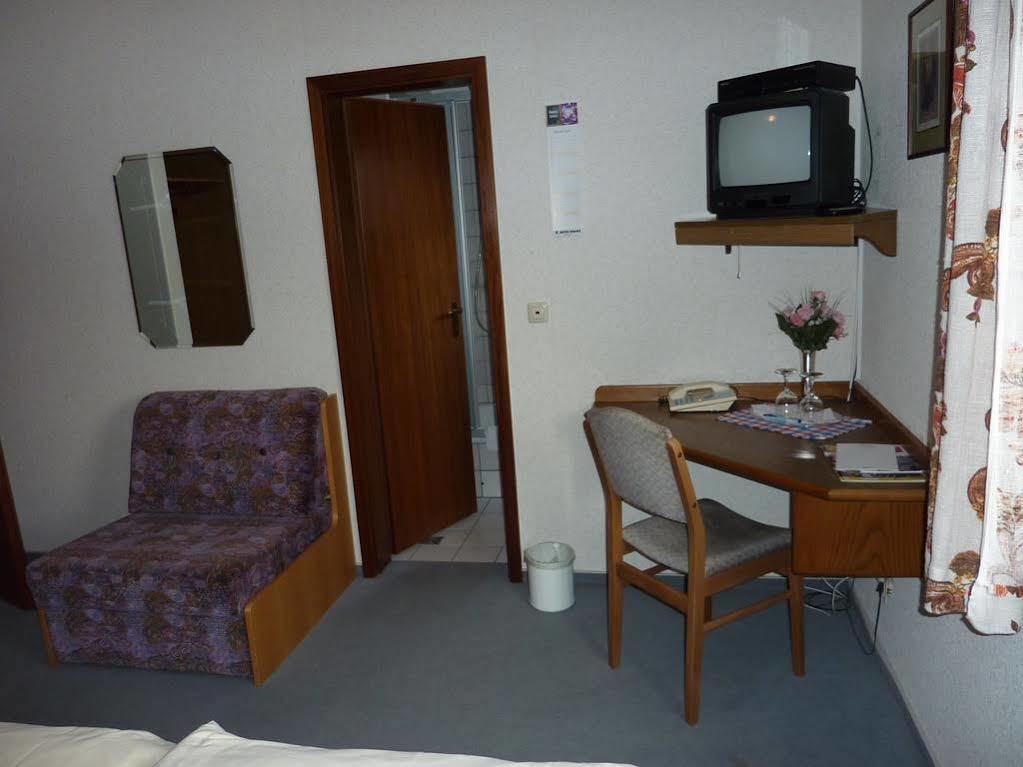 Hotel Ockenheim Buitenkant foto